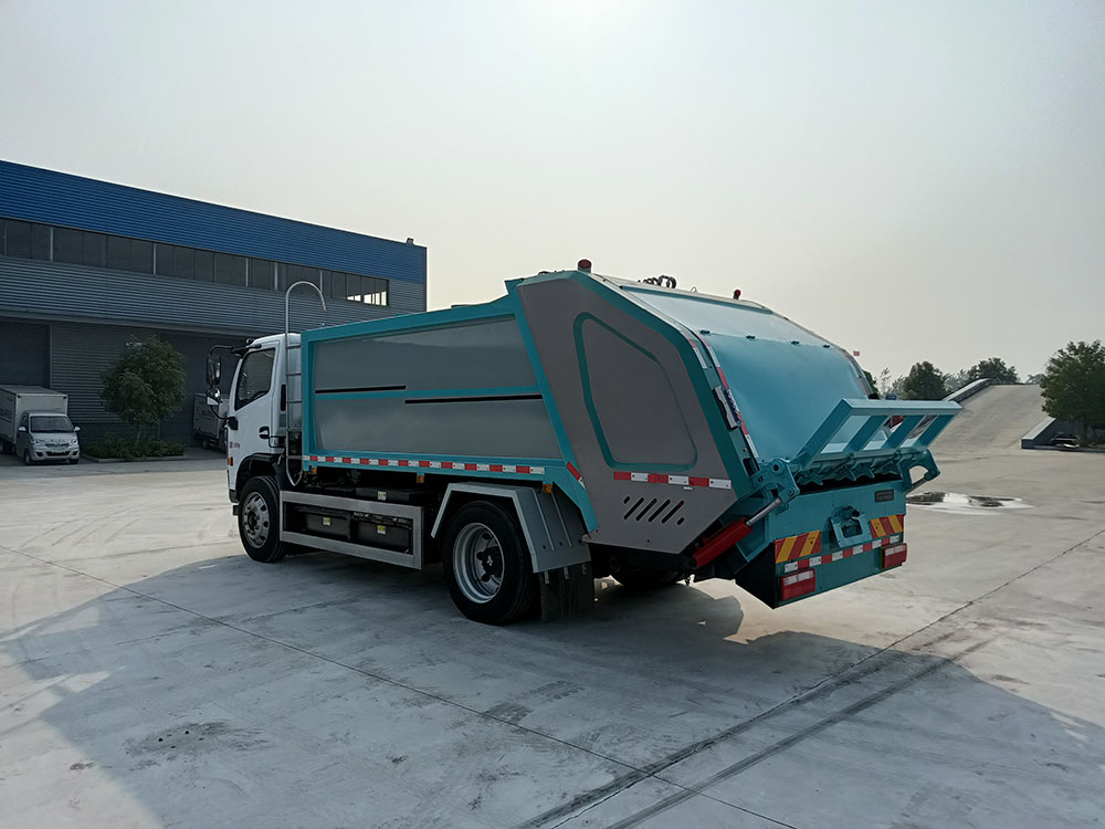 東風凱普特8方純電壓縮垃圾車