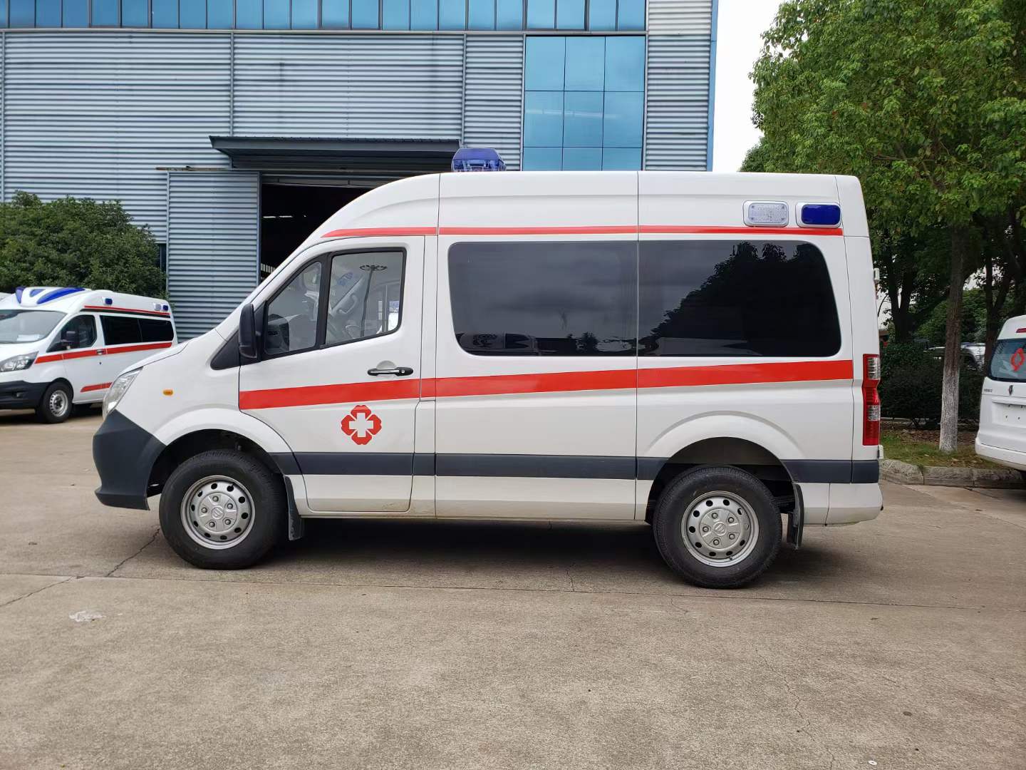 福田圖雅諾救護車