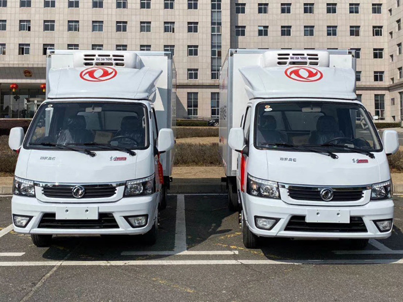 東風途逸醫療廢物轉運車