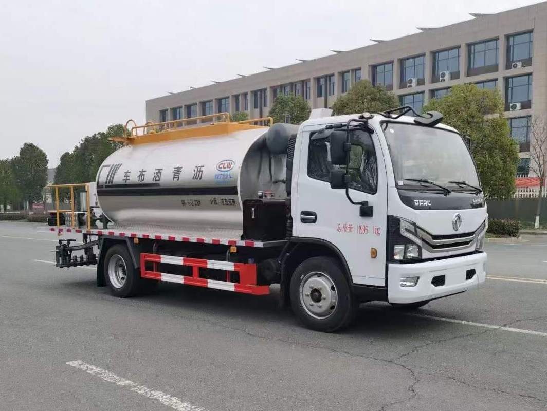 黃牌 東風D7瀝青灑布車